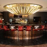 ホテル ヒルトン パリ ラ デファンス 4*