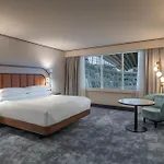 ヒルトン パリ ラ デファンス ピュトー