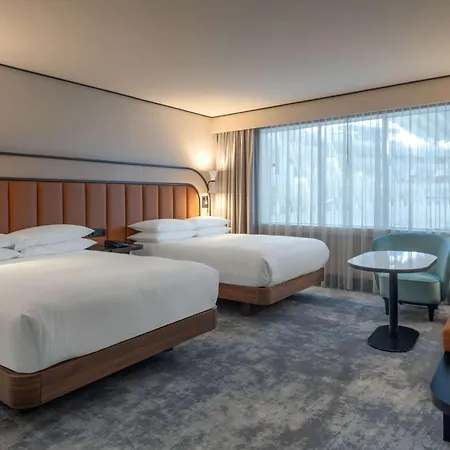 Hilton Paris La Defense Hotel 4*