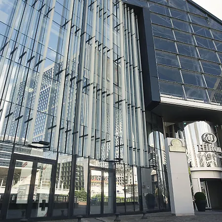 Hilton Paris La Defense מלון פוטו