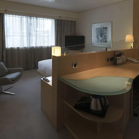 מלון Hilton Paris La Defense