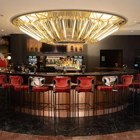 Hilton Paris La Defense 4* פוטו